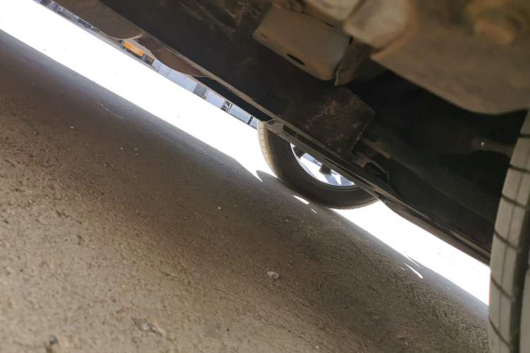 Used Toyota Granvia 2024 2.5L Hybrid Prestige ULTRA Edition Chassis Front Right