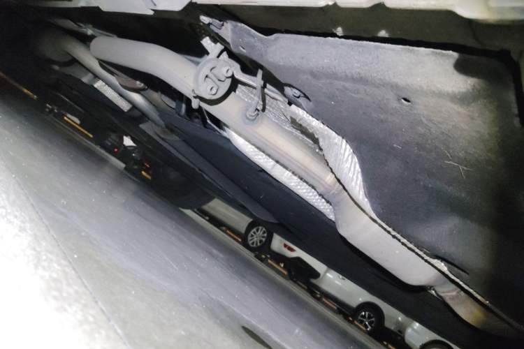 Used Toyota Granvia 2024 2.5L Hybrid Prestige PLUS Four-Wheel Drive Version Chassis Front Right