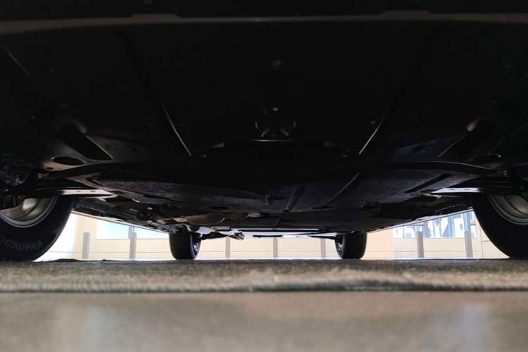 Used Toyota Granvia 2024 2.5L Hybrid Comfort Edition Chassis Front