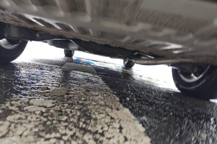 Used Toyota Granvia 2024 2.5L Hybrid Comfort Edition Chassis Rear