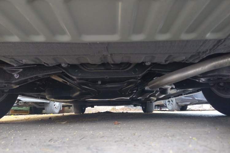 Used Toyota Granvia 2024 2.5L Hybrid Comfort Edition Chassis Rear