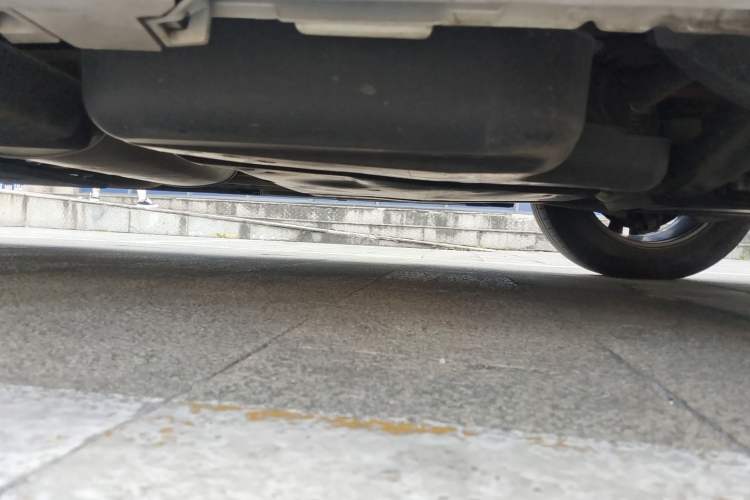 Used Toyota Granvia 2024 2.5L Hybrid Prestige PLUS Four-Wheel Drive Version Chassis Rear Left