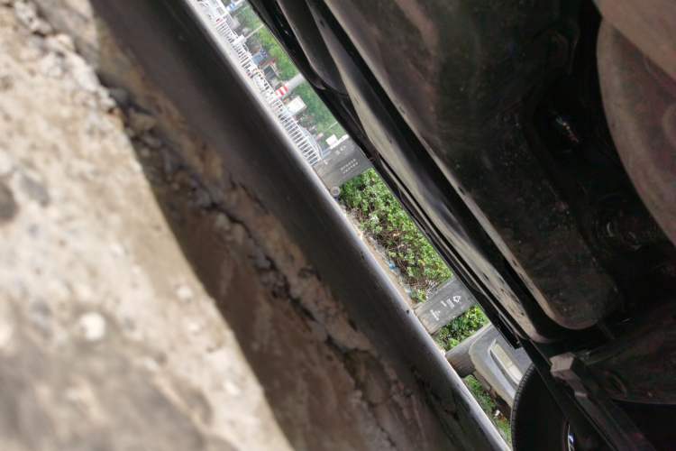 Used Toyota Granvia 2024 2.5L Hybrid Comfort Edition Chassis Rear Left