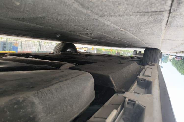 Used Toyota Granvia 2024 2.5L Hybrid Prestige PLUS Four-Wheel Drive Version Chassis Rear Left