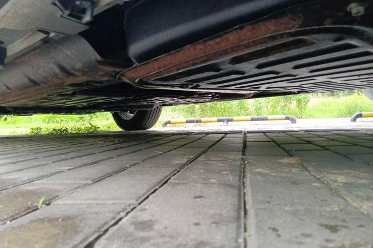 Used Toyota Granvia 2024 2.5L Hybrid Comfort Edition Chassis Rear Left