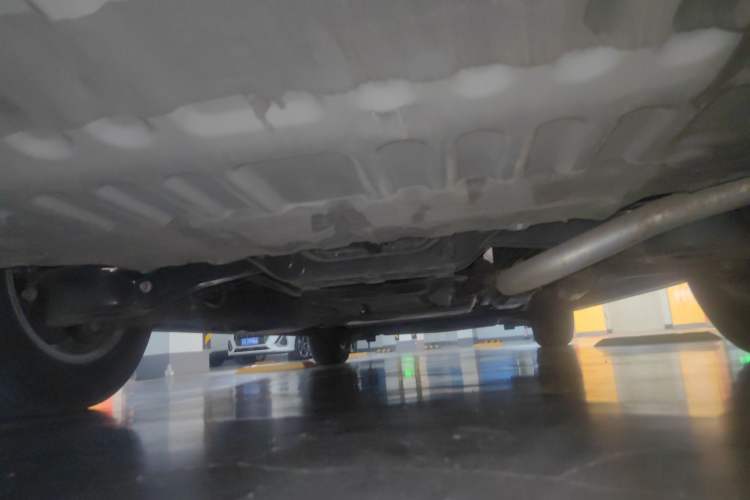 Used Toyota Granvia 2024 2.5L Hybrid Comfort Edition Chassis Rear