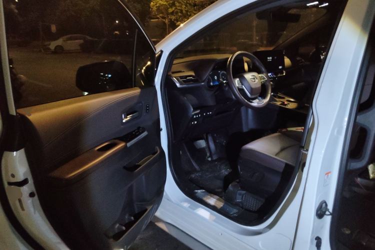 Used Toyota Granvia 2024 2.5L Hybrid Prestige PLUS Four-Wheel Drive Version Driver Seat