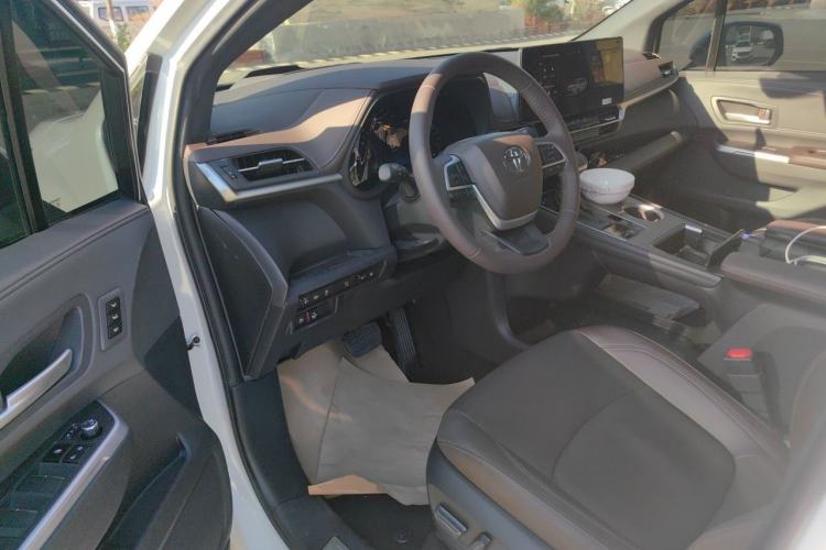 Used Toyota Granvia 2024 2.5L Hybrid Prestige PLUS Four-Wheel Drive Version Driver Seat