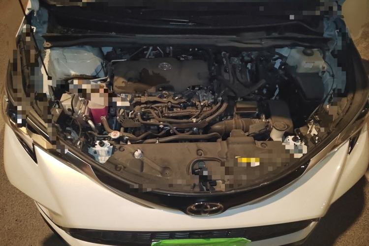 Used Toyota Granvia 2024 2.5L Hybrid Luxury Edition Engine Bay