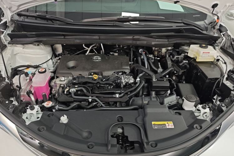 Used Toyota Granvia 2024 2.5L Hybrid Luxury Edition Engine Bay