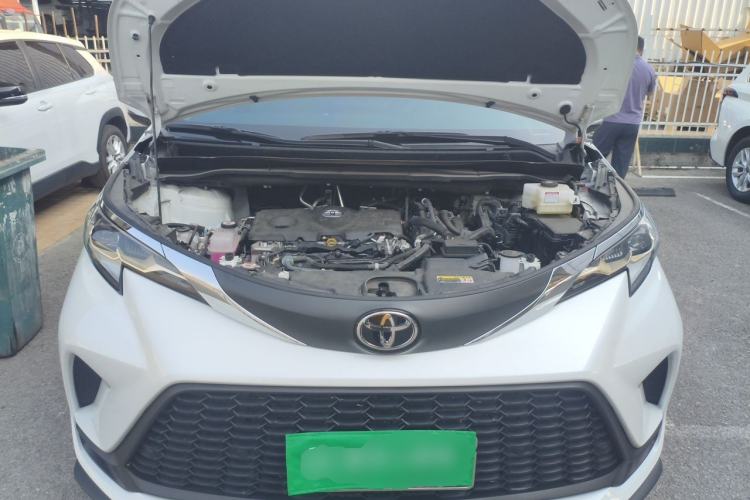 Used Toyota Granvia 2024 2.5L Hybrid Comfort Edition Engine Bay