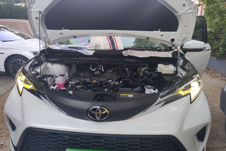 Used Toyota Granvia 2024 2.5L Hybrid Comfort Edition Engine Bay