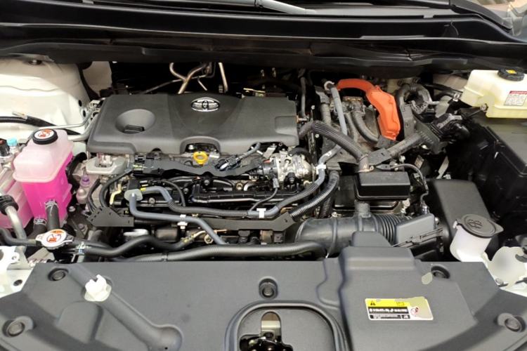Used Toyota Granvia 2024 2.5L Hybrid Prestige PLUS Four-Wheel Drive Version Engine Bay