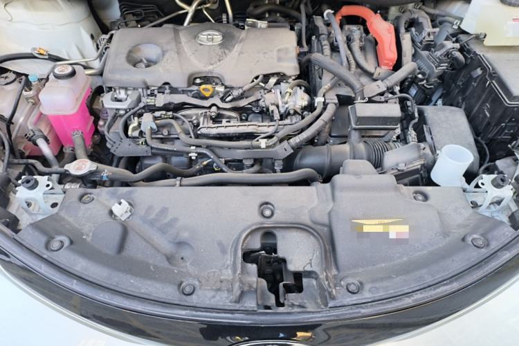 Used Toyota Granvia 2024 2.5L Hybrid Prestige PLUS Four-Wheel Drive Version Engine Bay