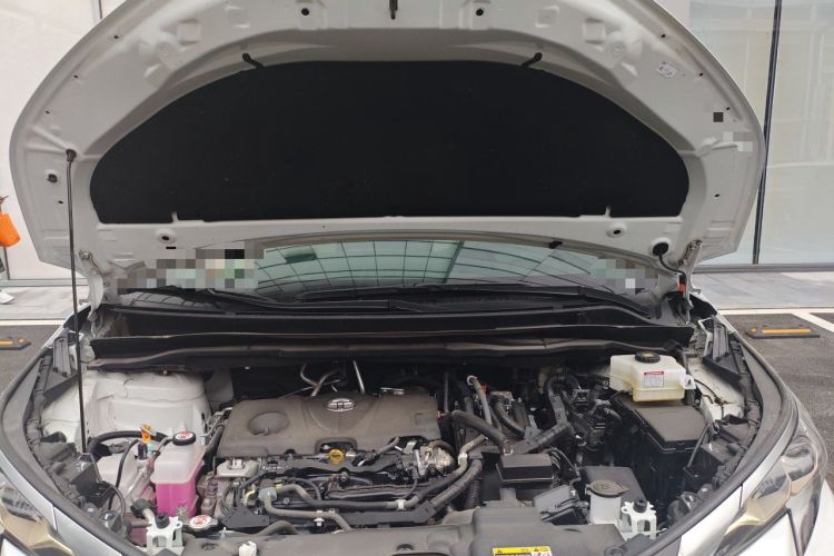 Used Toyota Granvia 2024 2.5L Hybrid Prestige ULTRA Edition Engine Bay