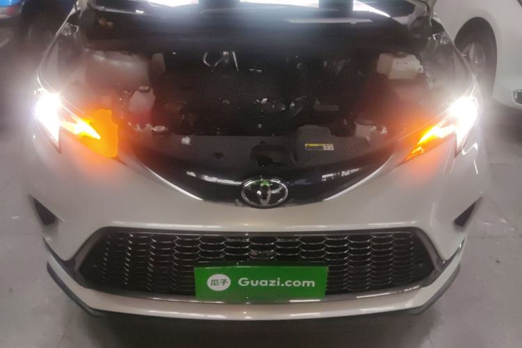 Used Toyota Granvia 2024 2.5L Hybrid Prestige ULTRA Edition Engine Bay