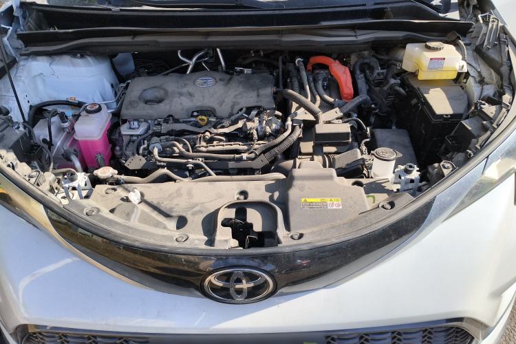 Used Toyota Granvia 2024 2.5L Hybrid Prestige PLUS Four-Wheel Drive Version Engine Bay
