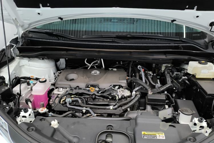 Used Toyota Granvia 2024 2.5L Hybrid Comfort Edition Engine Bay