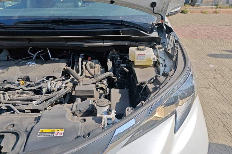 Used Toyota Granvia 2024 2.5L Hybrid Comfort Edition Engine Bay Left