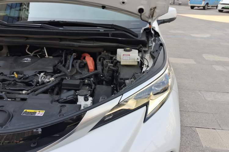 Used Toyota Granvia 2024 2.5L Hybrid Prestige PLUS Four-Wheel Drive Version Engine Bay Left
