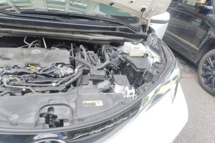 Used Toyota Granvia 2024 2.5L Hybrid Comfort Edition Engine Bay Left