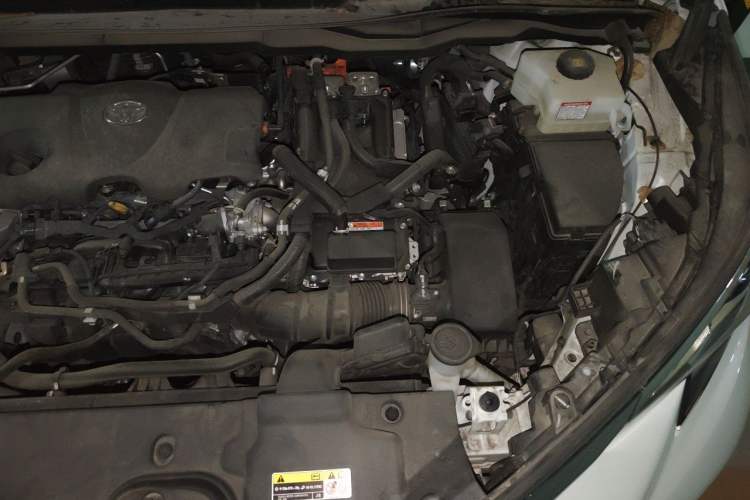 Used Toyota Granvia 2024 2.5L Hybrid Comfort Edition Engine Bay Left