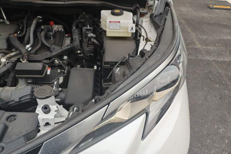 Used Toyota Granvia 2024 2.5L Hybrid Prestige ULTRA Edition Engine Bay Left