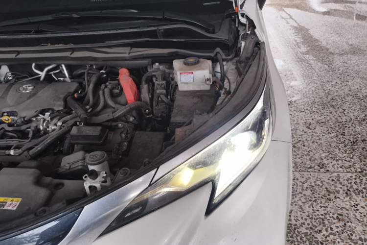 Used Toyota Granvia 2024 2.5L Hybrid Prestige PLUS Four-Wheel Drive Version Engine Bay Left