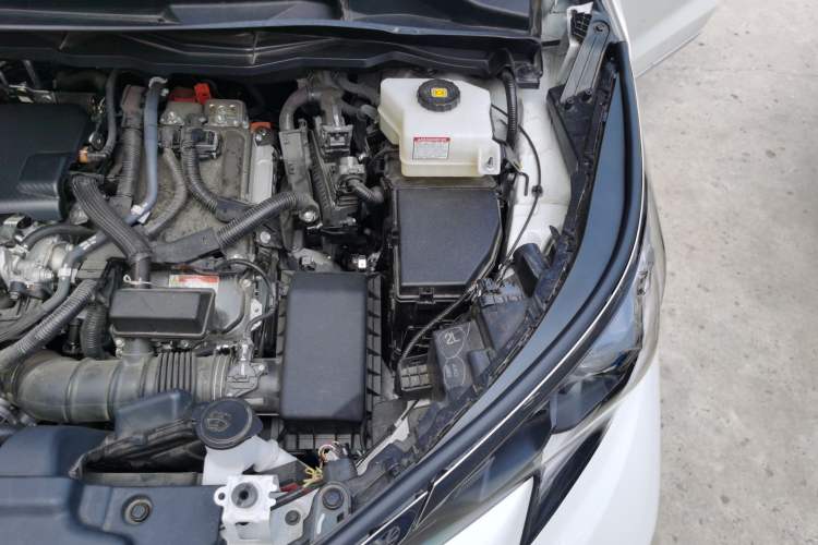 Used Toyota Granvia 2024 2.5L Hybrid Comfort Edition Engine Bay Left