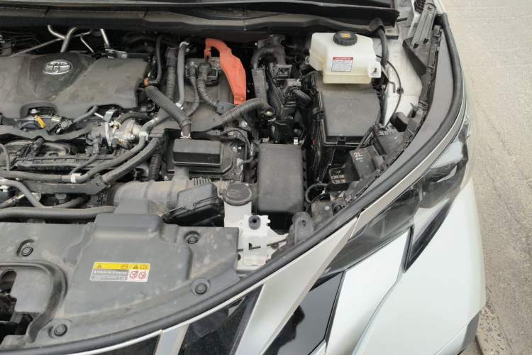 Used Toyota Granvia 2024 2.5L Hybrid Prestige PLUS Four-Wheel Drive Version Engine Bay Left