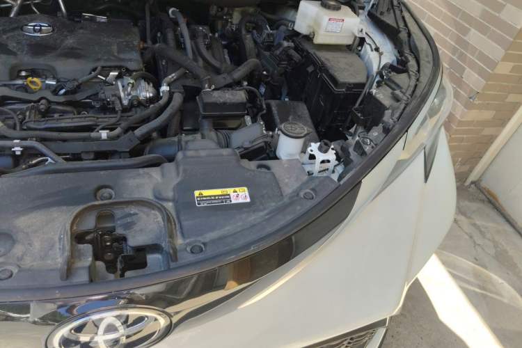 Used Toyota Granvia 2024 2.5L Hybrid Luxury Edition Engine Bay Left