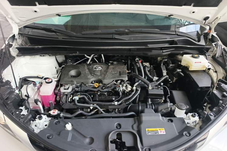 Used Toyota Granvia 2024 2.5L Hybrid Prestige PLUS Edition Engine Bay