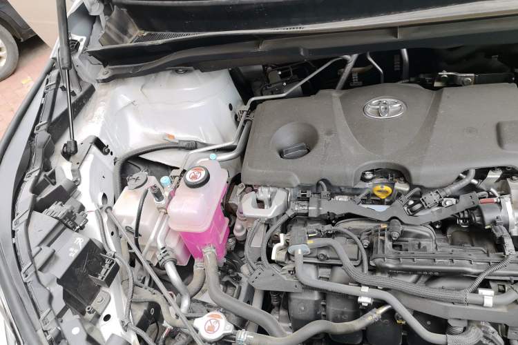 Used Toyota Granvia 2024 2.5L Hybrid Comfort Edition Engine Bay Right