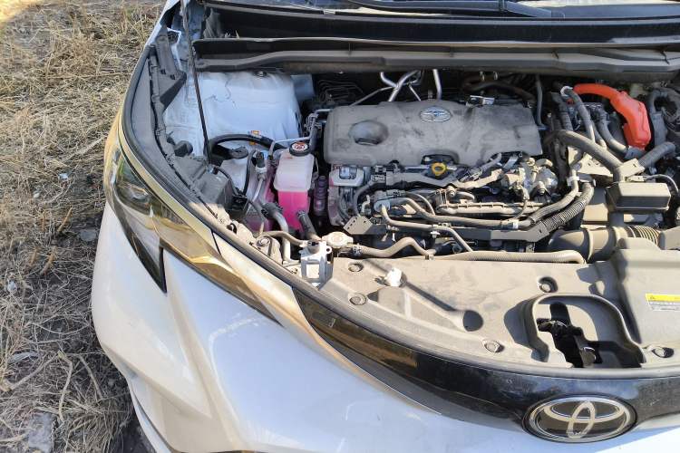 Used Toyota Granvia 2024 2.5L Hybrid Prestige PLUS Four-Wheel Drive Version Engine Bay Right