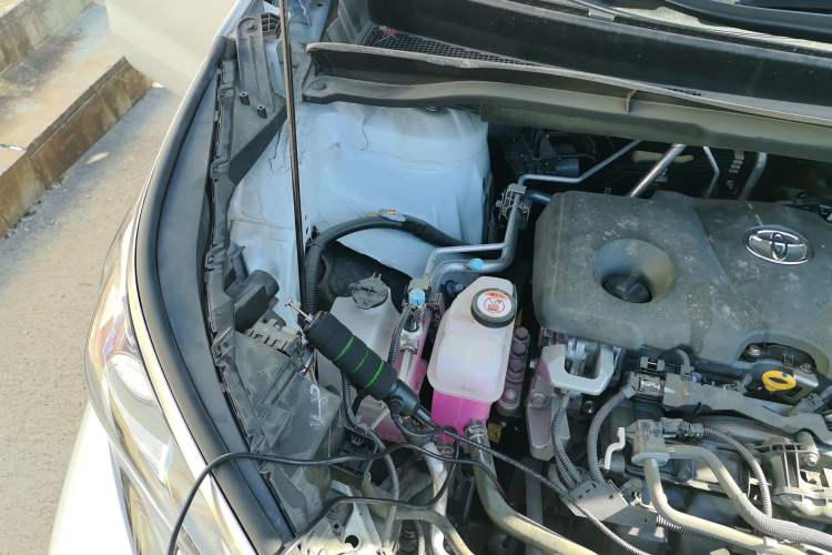 Used Toyota Granvia 2024 2.5L Hybrid Prestige ULTRA Edition Engine Bay Right