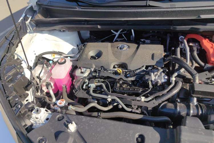 Used Toyota Granvia 2024 2.5L Hybrid Prestige PLUS Four-Wheel Drive Version Engine Bay Right