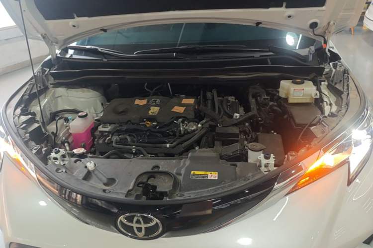 Used Toyota Granvia 2024 2.5L Hybrid Comfort Edition Engine Bay