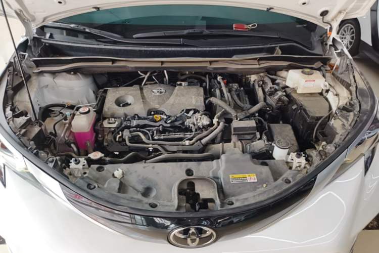 Used Toyota Granvia 2024 2.5L Hybrid Luxury Edition Engine Bay