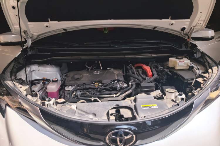 Used Toyota Granvia 2024 2.5L Hybrid Prestige PLUS Four-Wheel Drive Version Engine Bay