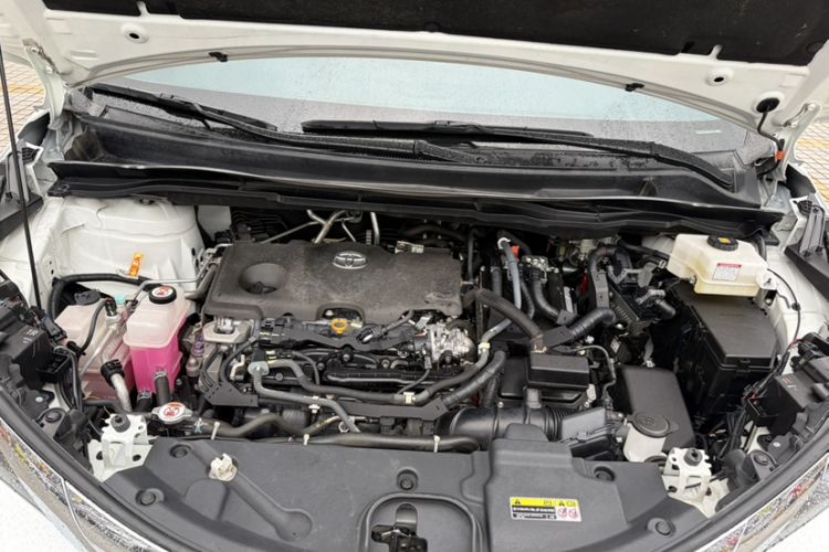 Used Toyota Granvia 2024 2.5L Hybrid Comfort Edition Engine Bay