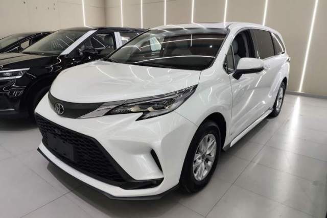 Used Toyota Granvia 2024 2.5L Hybrid Comfort Edition