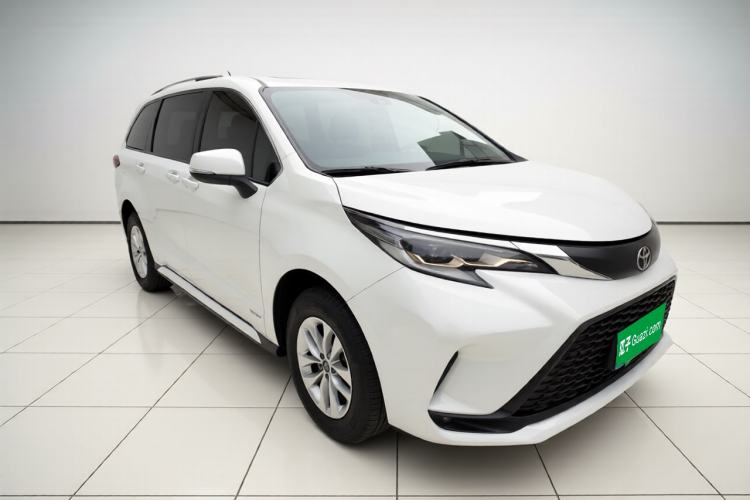 Used Toyota Granvia 2024 2.5L Hybrid Comfort Edition Exterior 2
