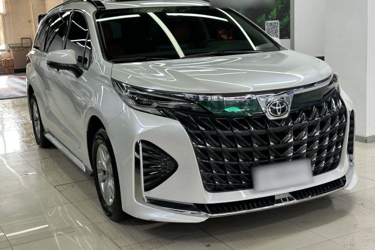 Used Toyota Granvia 2024 2.5L Hybrid Comfort Edition Exterior 2