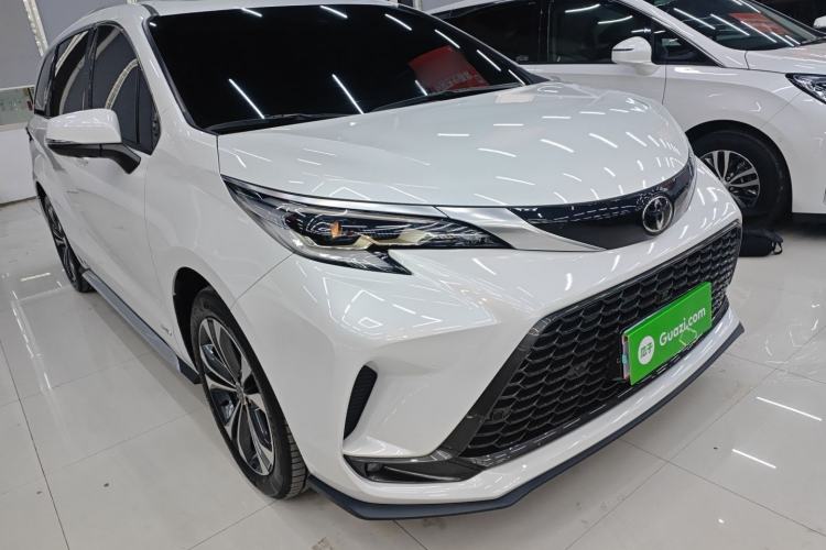 Used Toyota Granvia 2024 2.5L Hybrid Prestige PLUS Edition Exterior 2