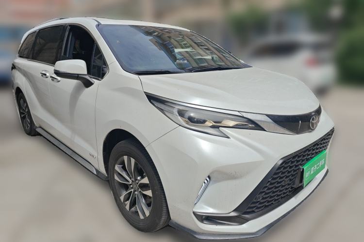 Used Toyota Granvia 2024 2.5L Hybrid Luxury Edition Exterior 2