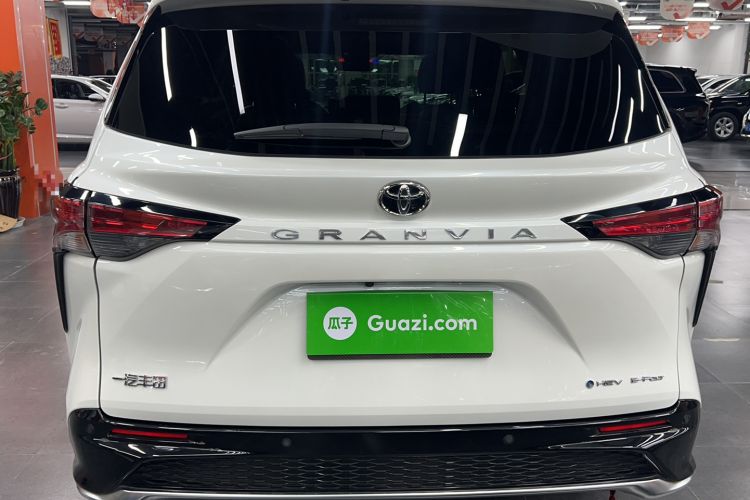 Used Toyota Granvia 2024 2.5L Hybrid Prestige PLUS Four-Wheel Drive Version Exterior 4