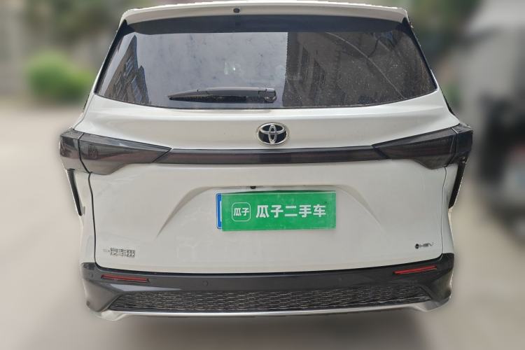 Used Toyota Granvia 2024 2.5L Hybrid Luxury Edition Exterior 4