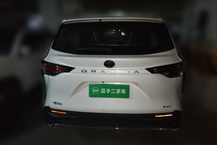 Used Toyota Granvia 2024 2.5L Hybrid Comfort Edition Exterior 4