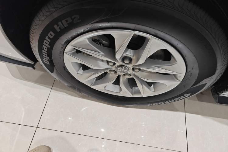 Used Toyota Granvia 2024 2.5L Hybrid Comfort Edition Exterior 4