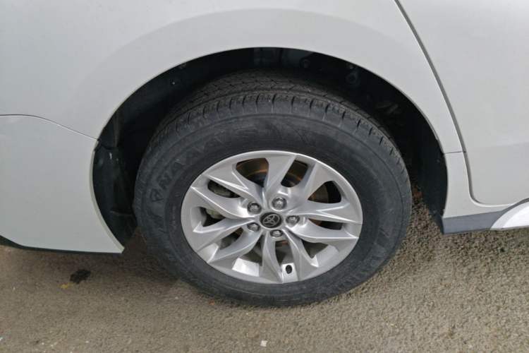 Used Toyota Granvia 2024 2.5L Hybrid Comfort Edition Exterior 5